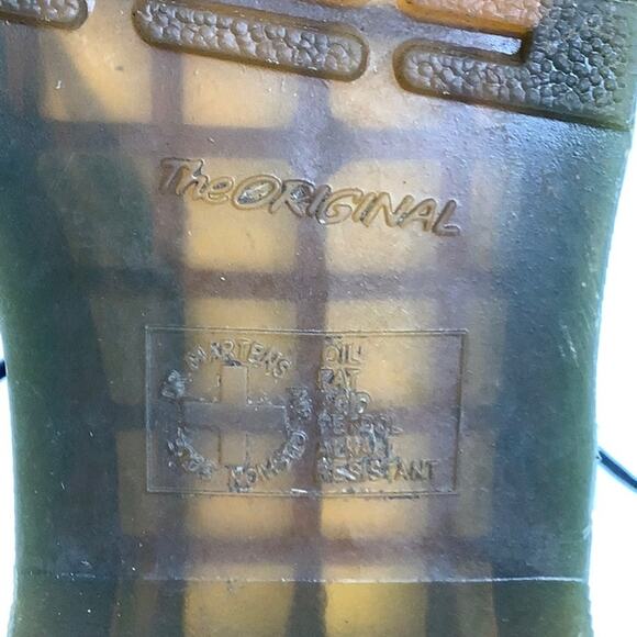 Dr. Martens Pascal 8 eyelet lace up patent platinum boots women size 7 - Picture 15 of 16